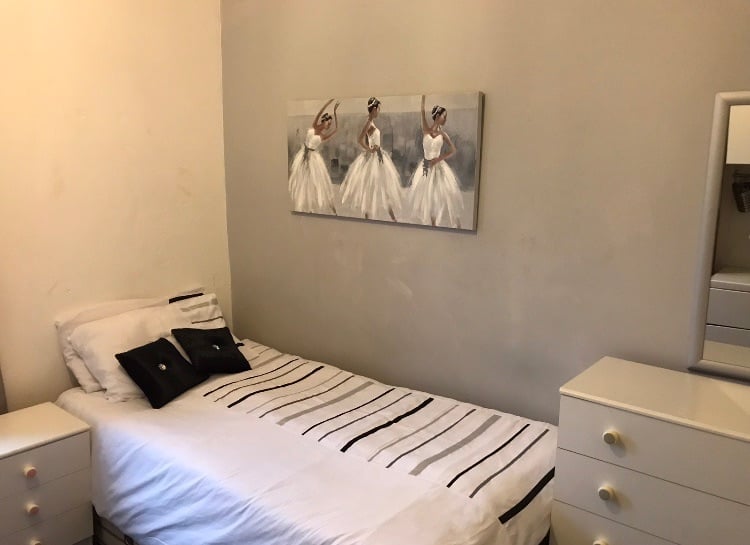 Cosy Studio Flat in Preston £95 PW (most bills included)