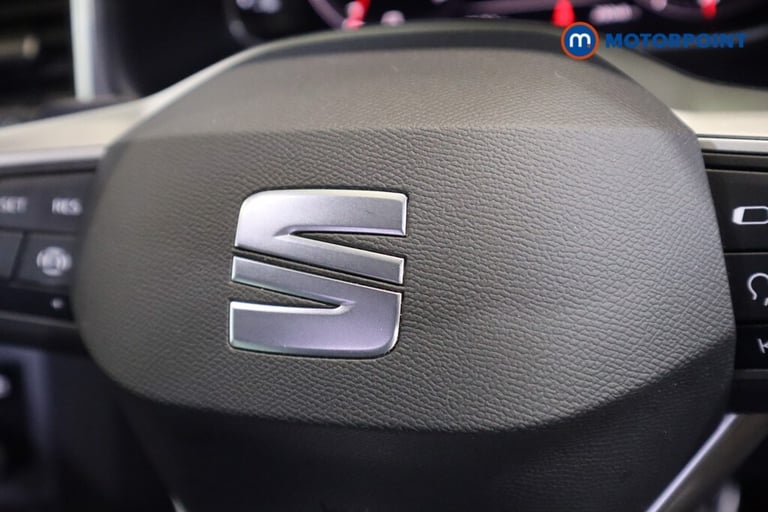 2023 SEAT Ateca 1.5 TSI EVO FR Black Edition 5dr DSG HATCHBACK PETROL Automatic