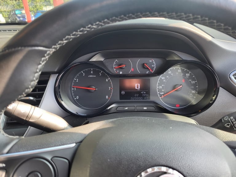 2019 Vauxhall Crossland X 1.2T ecoTec [110] SE 5dr [6 Speed] [S/S] HATCHBACK Petrol Manual