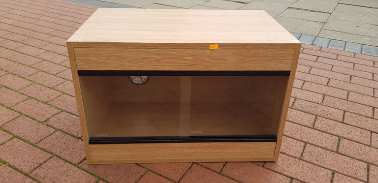 Pre-owned 2FT Vivarium