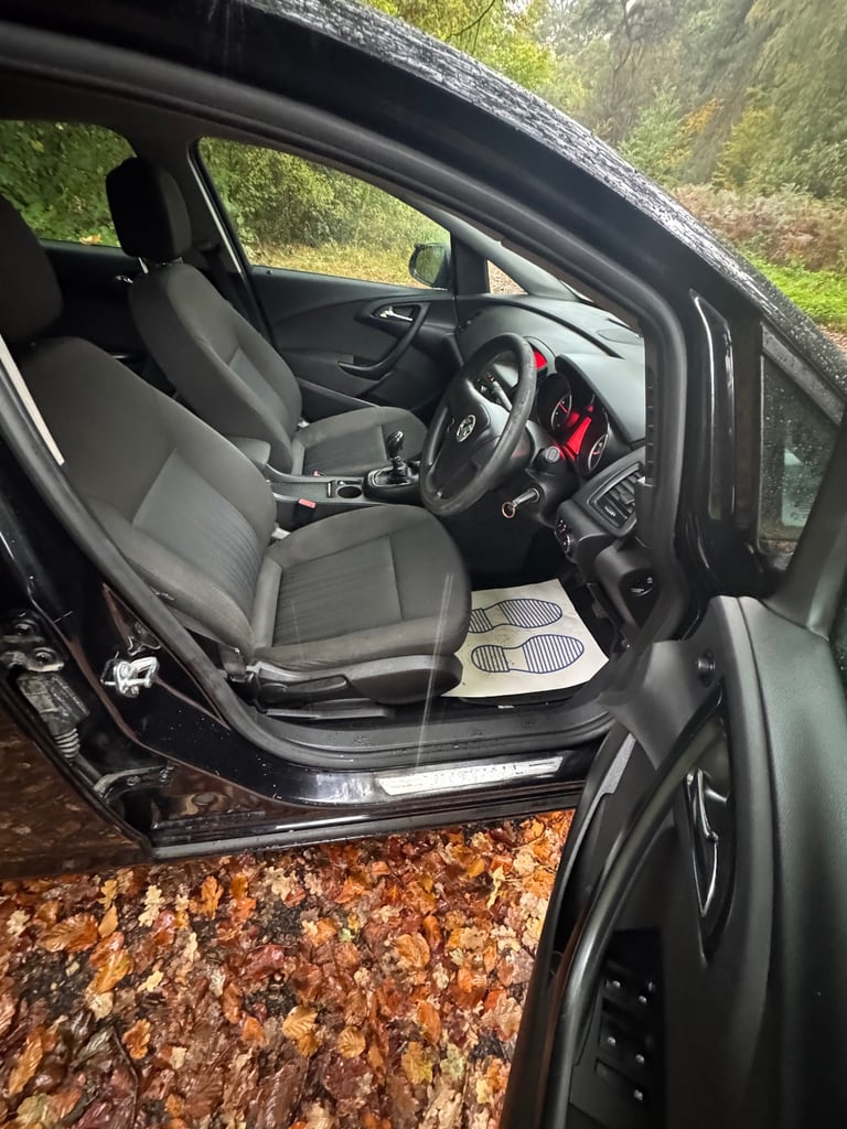 Vauxhall, ASTRA, Hatchback, 2010, Manual, 1248 (cc), 5 doors