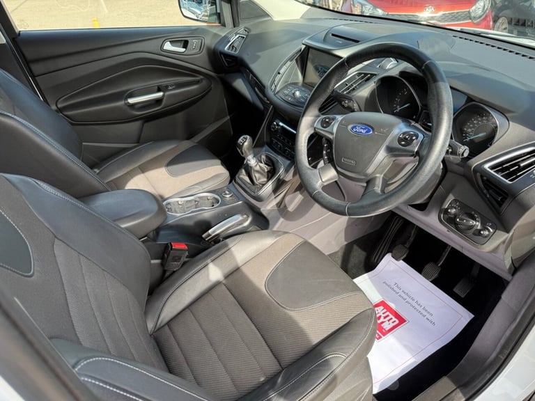 2016 Ford Kuga 2.0 TDCi Titanium SUV 5dr Diesel Manual 2WD Euro 6 (s/s) (150 ps) HATCHBACK Diesel...