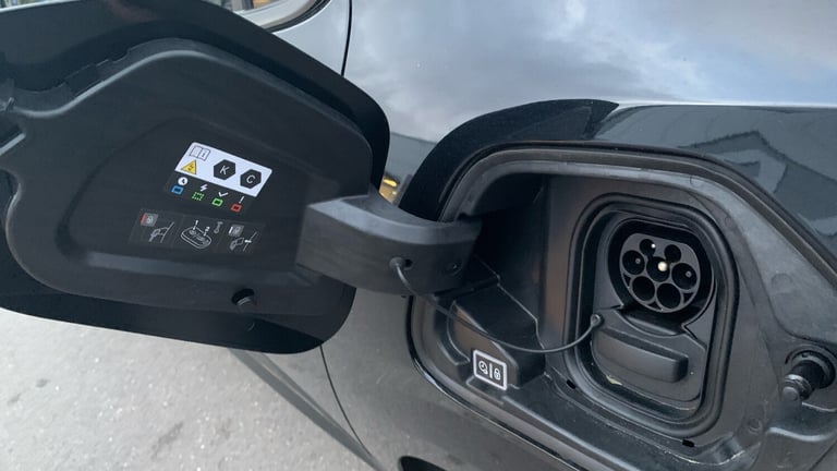 2024 Peugeot 208 50kWh E-Style Hatchback 5dr Electric Auto (7.4kW Charger) (136 ps) Hatchback Ele...