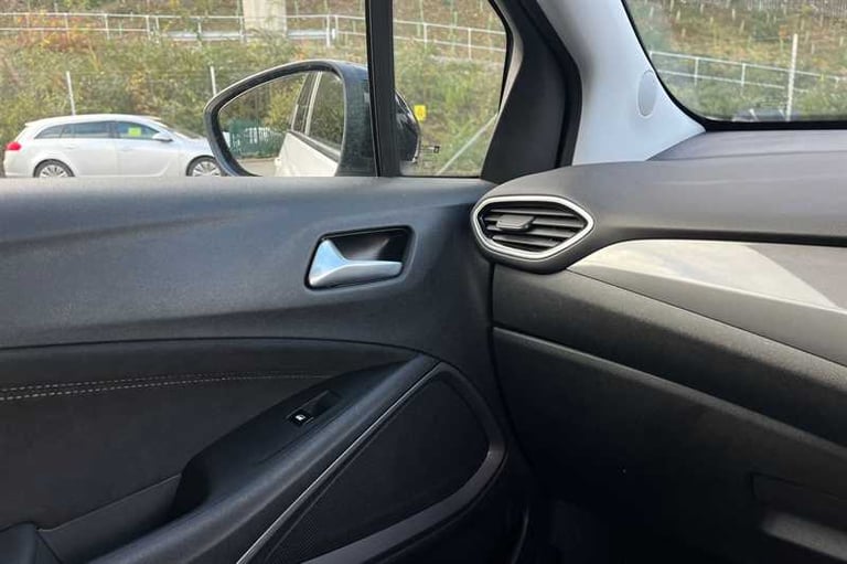 2022 Vauxhall Crossland 1.2 Turbo Ultimate SUV 5dr Petrol Manual Euro 6 (s/s) (110 ps) SUV Petrol...