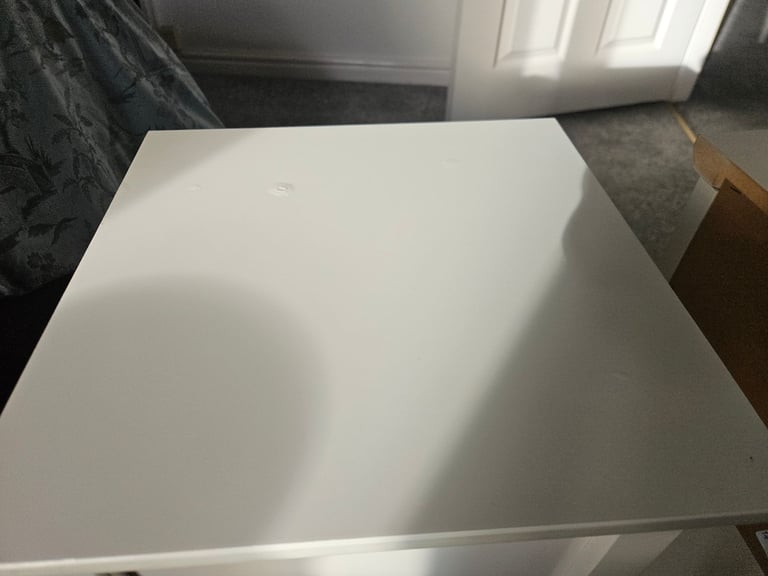 Wooden Bedside Tables in white (Pair)