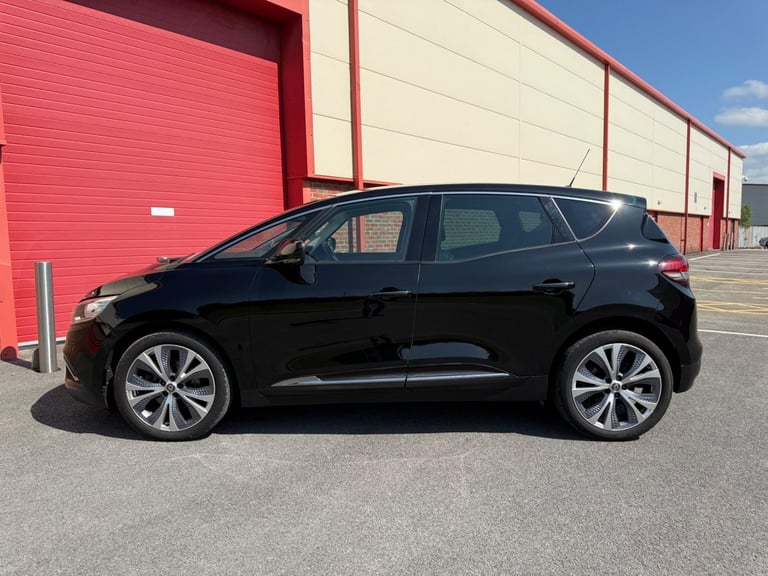 2019 Renault Scenic 1.3 TCe Signature Euro 6 (s/s) 5dr MPV Petrol Manual