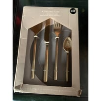 Brand new cutlery set 