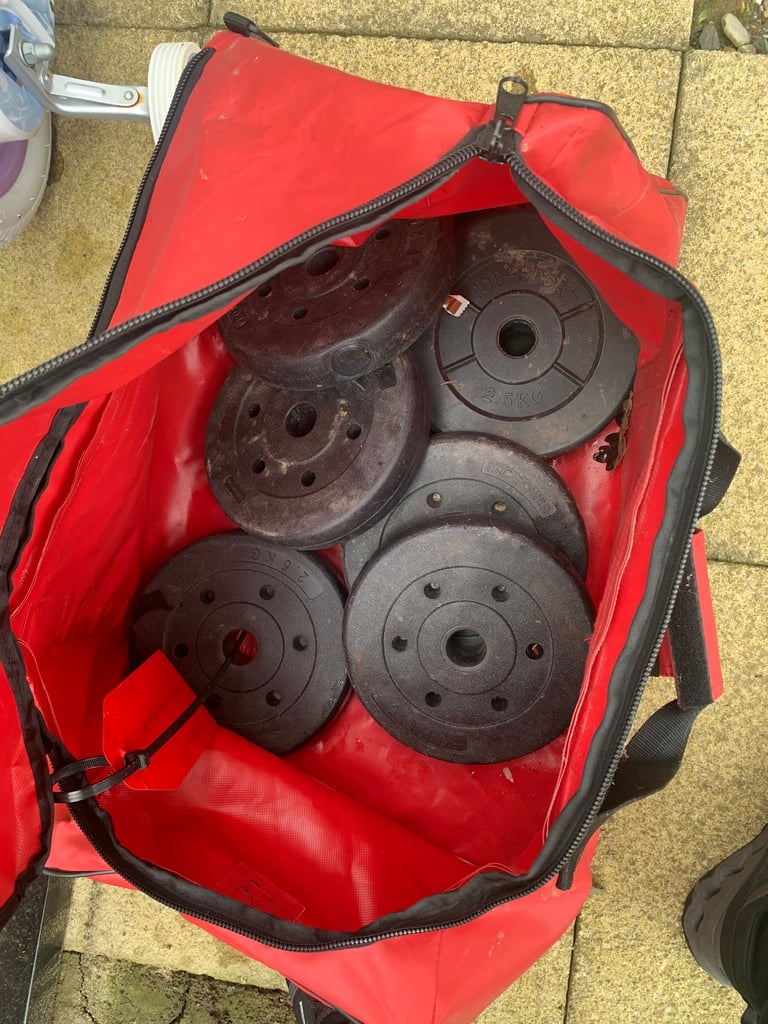 Weight bench, weight bar and weights 