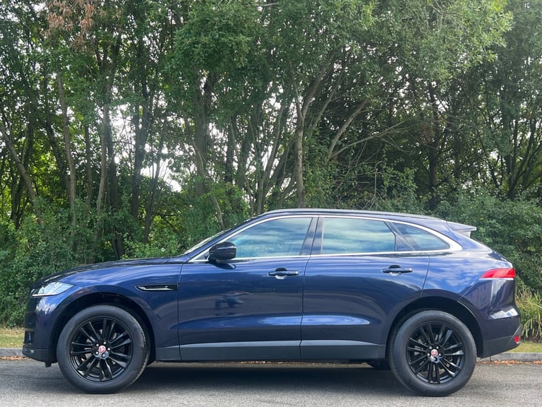 2017 Jaguar F-Pace 2.0d Portfolio 5dr Auto AWD 180 Bhp ESTATE Diesel Automatic
