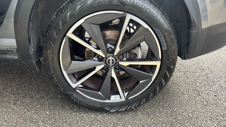 2022 Nissan Qashqai 1.3 DiG-T MH Tekna 5dr Petrol Hatchback Hatchback Petrol Manual