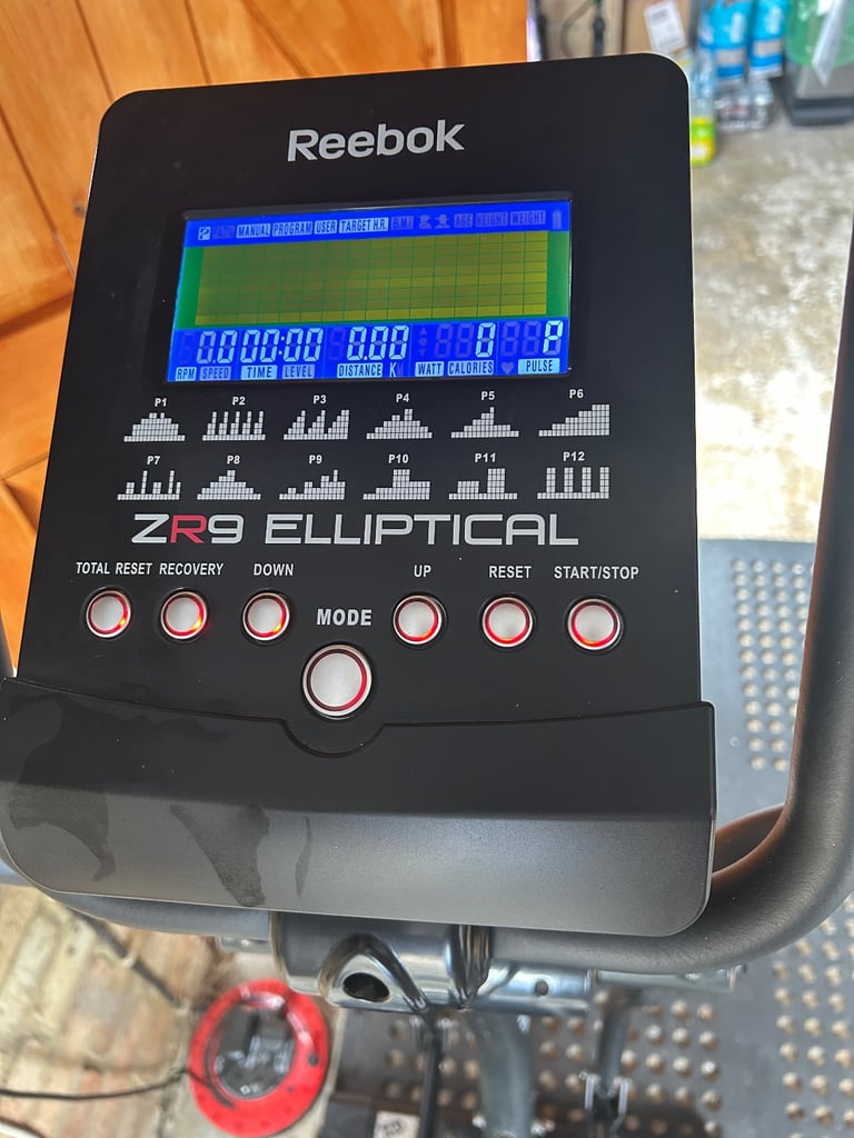 Reebok Cross Trainer ZRS ELLIPTICAL, Hardly Used, Mains Plug, No Manuel