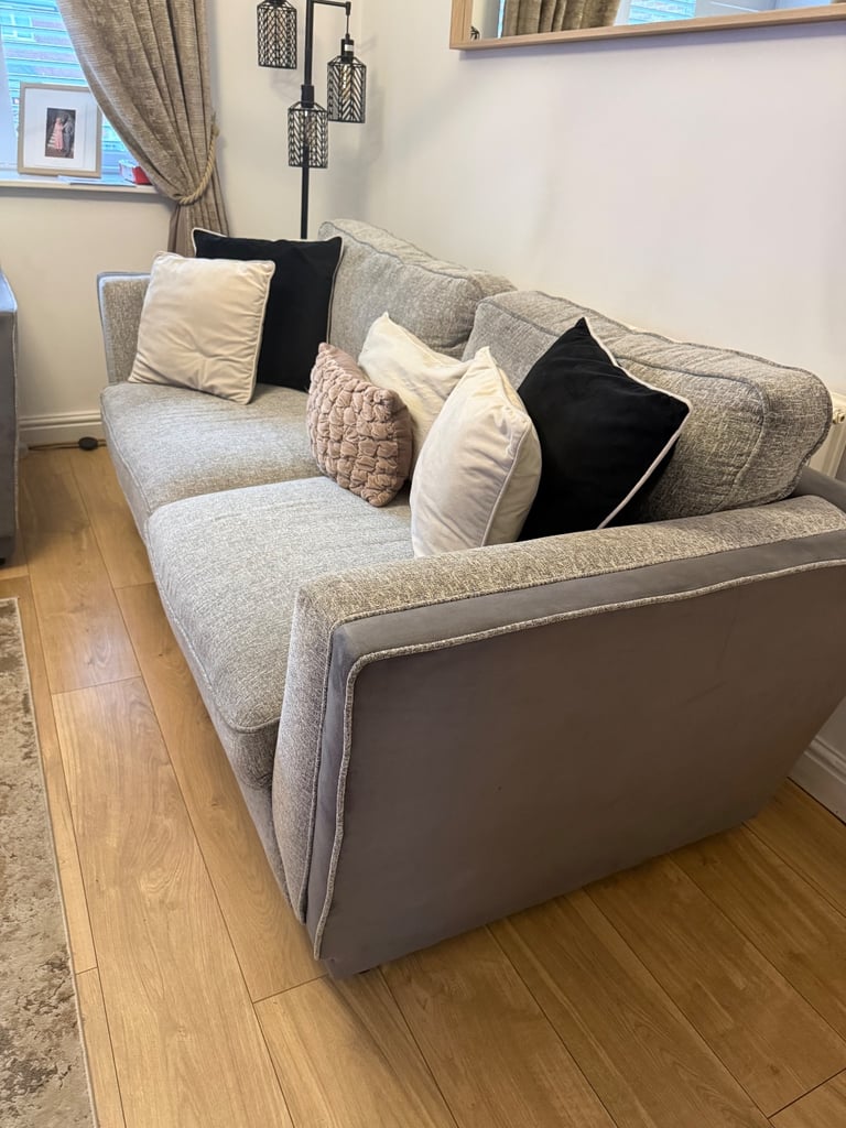 image for 2 and 3 settee