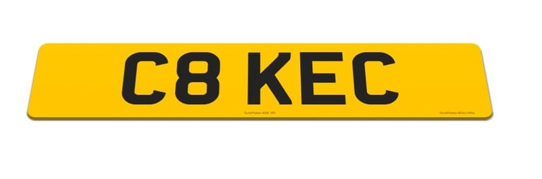 C8 KEC - CAKE - Private number plate on retention