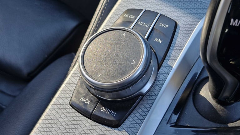 2019 BMW 5 Series 530e M Sport 4dr Auto Saloon Plug-In Hy Automatic