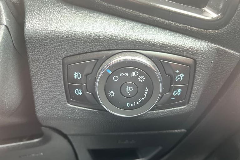 2022 Ford Ecosport 1.0 EcoBoost 125 ST-Line 5dr, Parking sensors, Reverse Camera, Sat Nav, Med Ha...