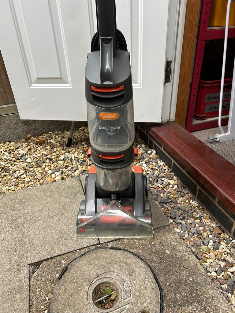 Vax dual power carpet cleaner