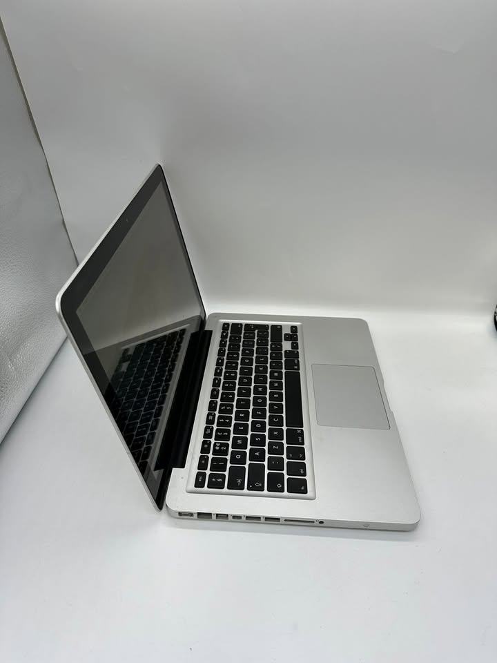 Apple MacBook Pro – 512GB SSD