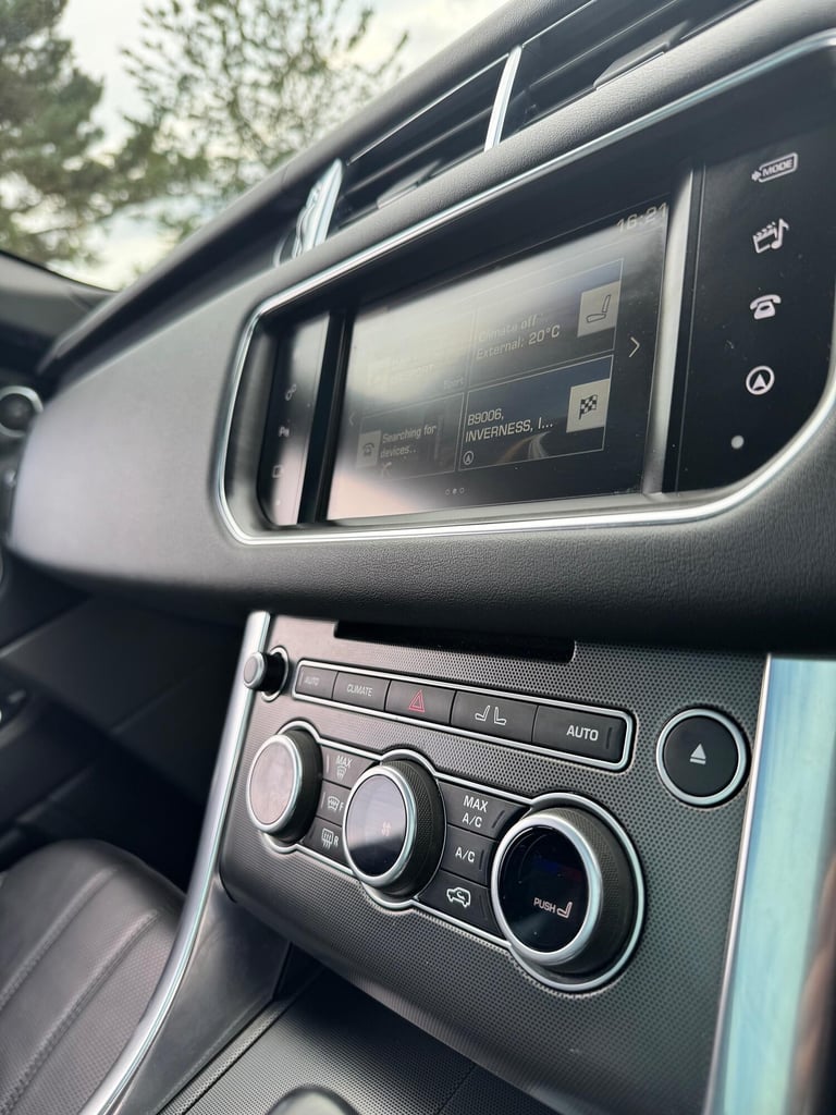 LAND ROVER RANGE ROVER SPORT 3.0 SD V6 HSE Dynamic 2016