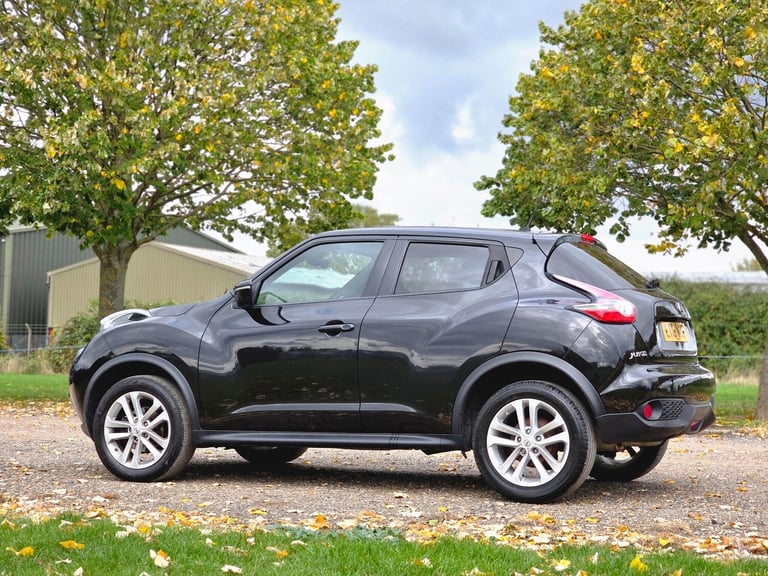 2016 Nissan Juke 1.6 N-Connecta XTRON Euro 6 5dr HATCHBACK Petrol Automatic