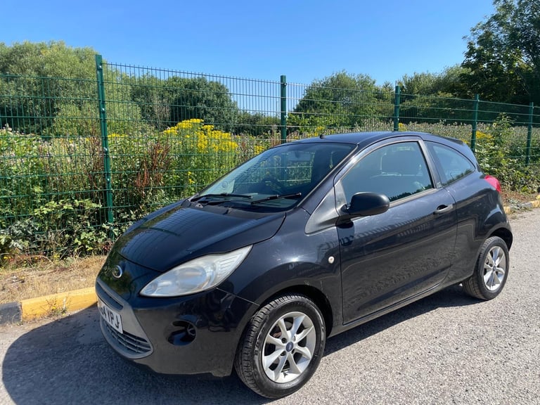 FORD KA 1.2 STUDIO CONNECT S/S 64 REG BLACK 3 DOOR MOT APRIL 15TH 2026 TAX £35 LOW INSURANCE 50+MPG