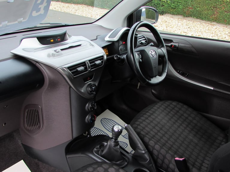 2009 Toyota IQ 1.0 VVT-i 3dr HATCHBACK Petrol Manual