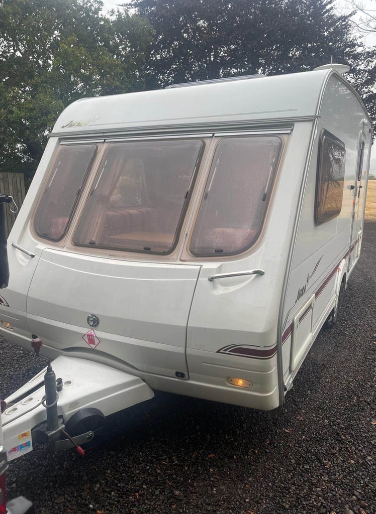 2005 Swift Jura 2 berth with motor mover
