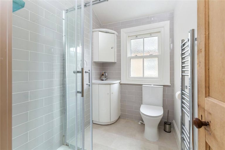 🌟Modern Double Room🌿Just Minutes from Wood Green Station!