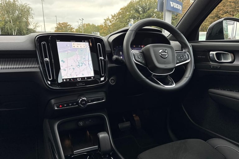 2022 Volvo XC40 2.0 B4 MHEV Ultimate SUV 5dr Petrol Hybrid DCT Auto Euro 6 (s/s) (197 ps) ESTATE ...