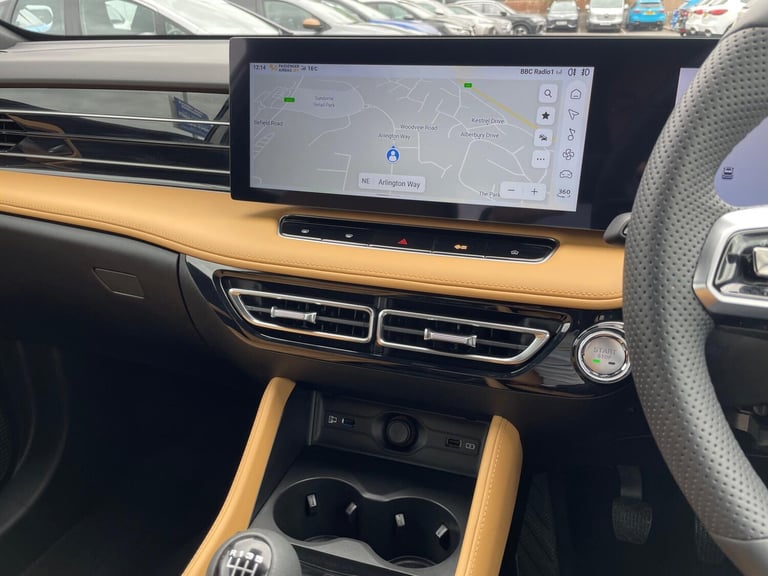 2024 MG MG HS 1.5 T-GDI Trophy Euro 6 (s/s) 5dr ESTATE Petrol Manual