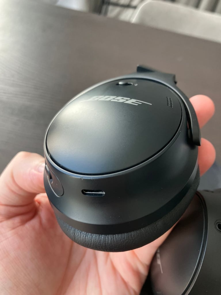 Bose QuietComfort 45 QC45 Noise Cancelling Wireless Over-Ear Headphones - Black