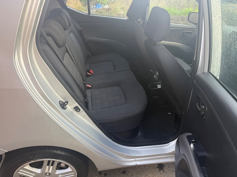 Hyundai, I10, Hatchback, 2010, Manual, 1248 (cc), 5 doors