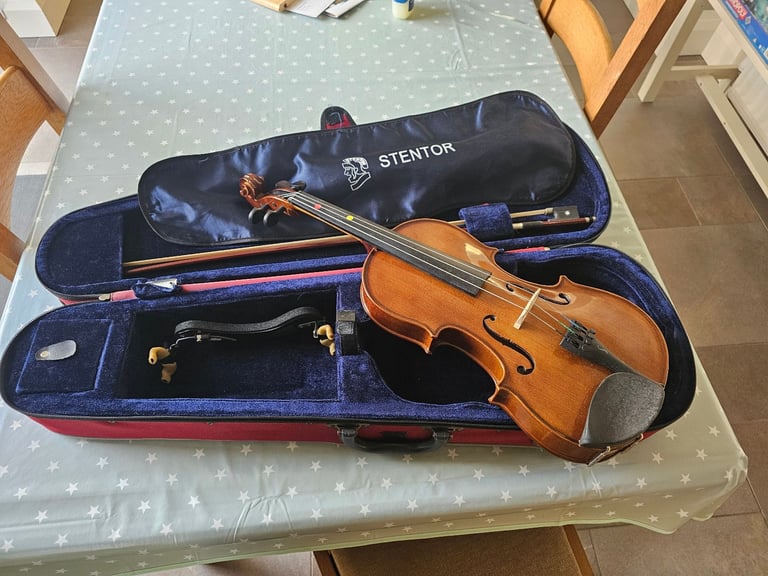 image for Violin Stentor 4/4 full size