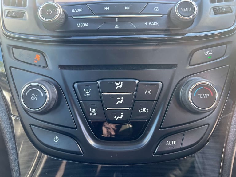 2014 Vauxhall Insignia 2.0 Insignia Tech Line CDTi ecoFLEX S/S 5dr Estate Diesel Manual