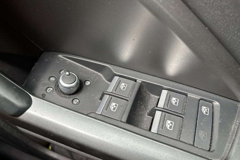 2022 Audi Q3 35 TFSI S Line 5dr ESTATE PETROL Manual