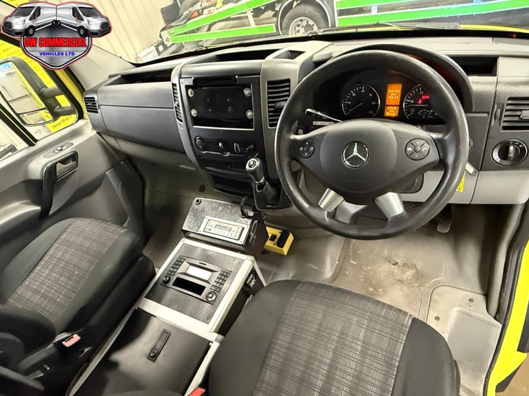 2015 Mercedes-Benz Sprinter 519 CDI MWB Automatic Ex-NHS Ambulance Service + VAT NA DIESEL Automatic