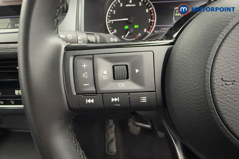 2024 Nissan Qashqai 1.3 DiG-T MH Acenta Premium 5dr SUV Petrol Manual