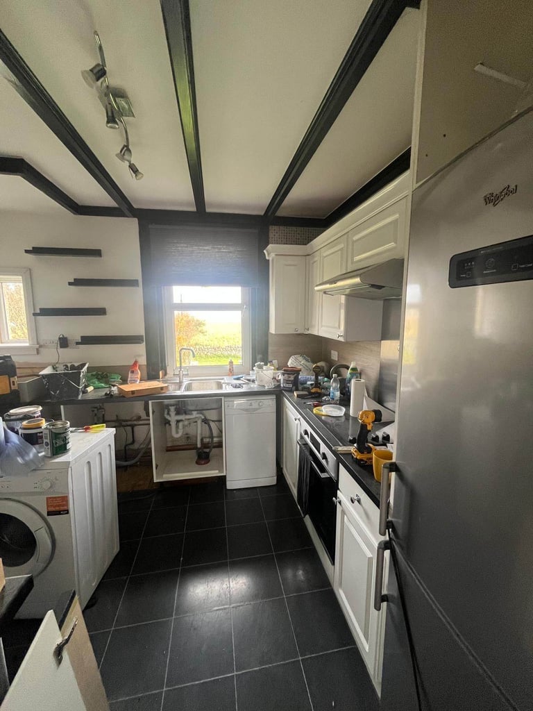 Spacious Three bed flat WEST LINTON