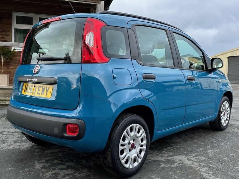 2013 63 Fiat Panda 0.9 TwinAir (85) Easy Automatic 5 Door Sweet Dreams Turquoise