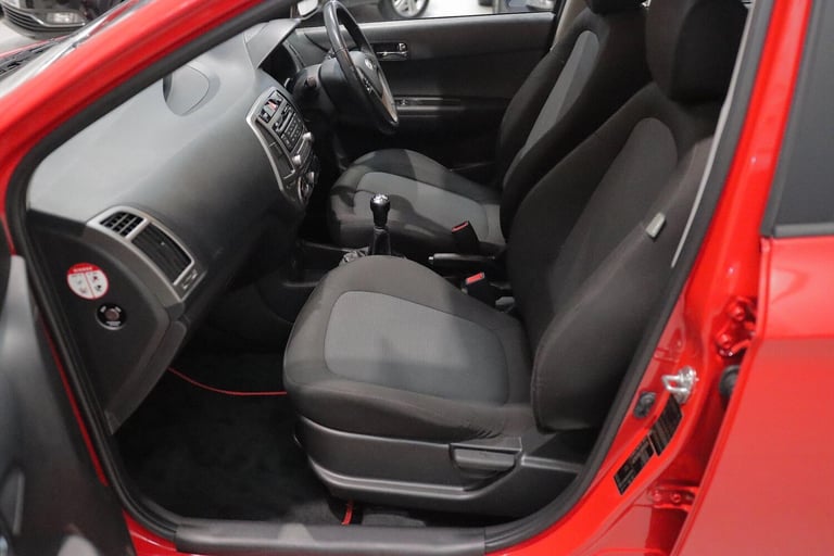 2013 Hyundai i20 1.2 Active Euro 5 5dr HATCHBACK Petrol Manual