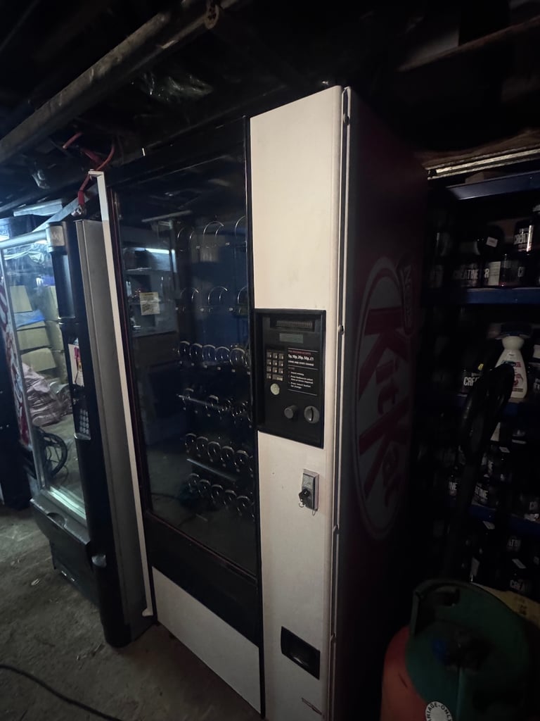 image for Kit Kat Vending machine