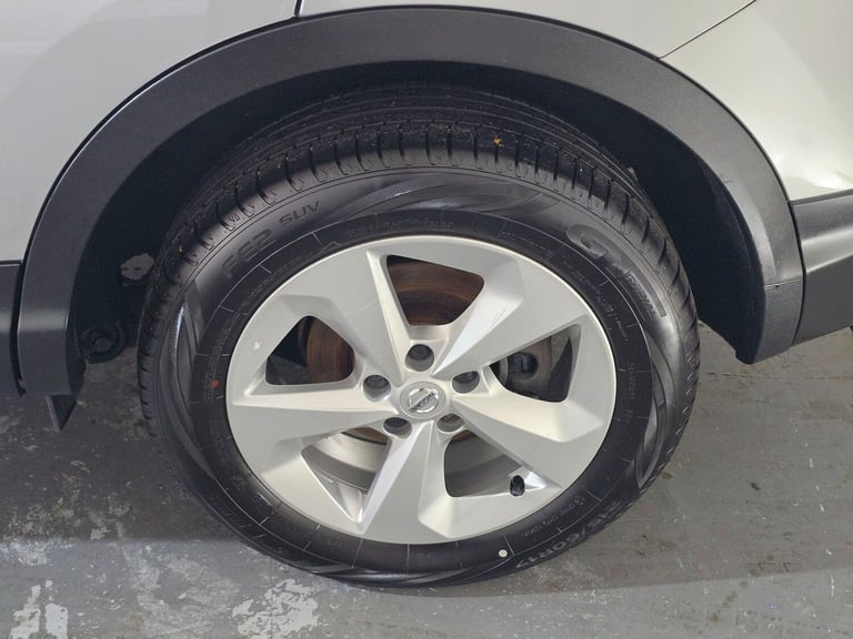 2018 Nissan Qashqai 1.2 DIG-T Acenta XTRON Euro 6 (s/s) 5dr HATCHBACK Petrol Automatic