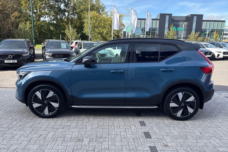2025 Volvo EX40 185kW Extended Range Plus 78kWh 5dr Auto ESTATE ELECTRIC Automatic