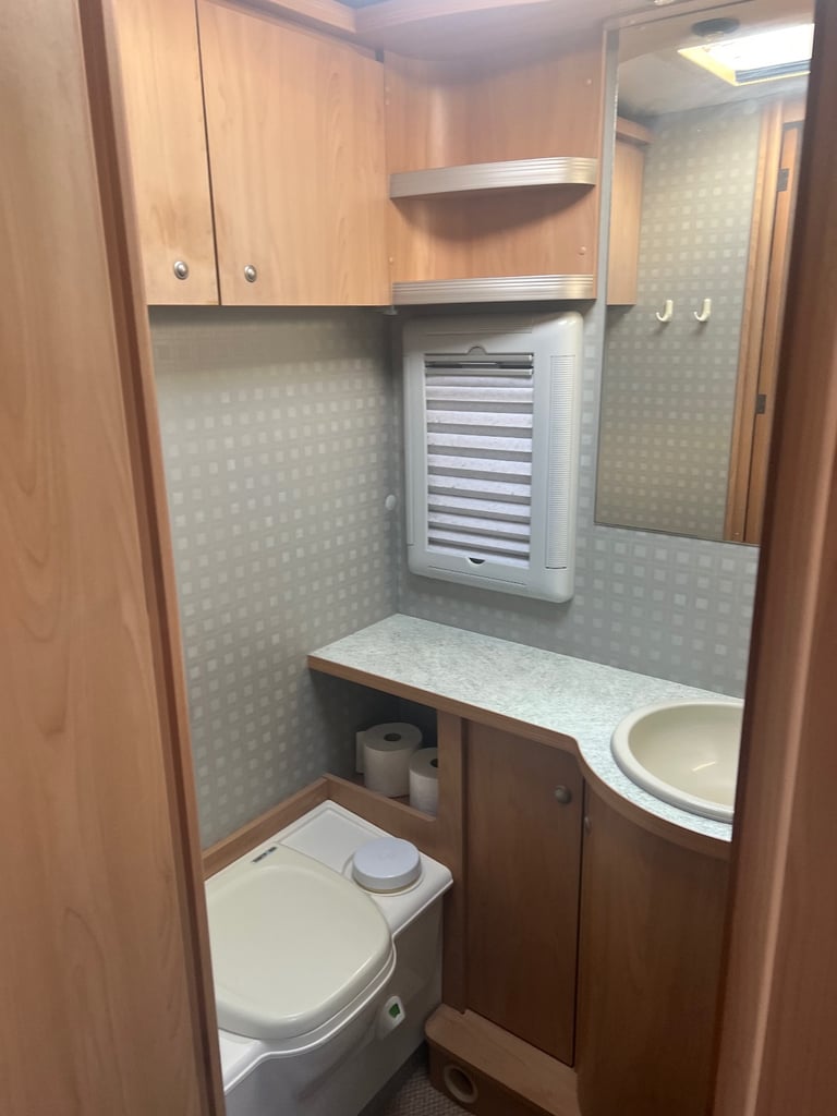 The burstner elegance 6.9 motorhome lovely condition  + £3000 of accessories 