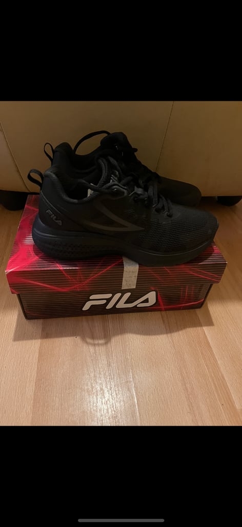 New size 4 Fila 