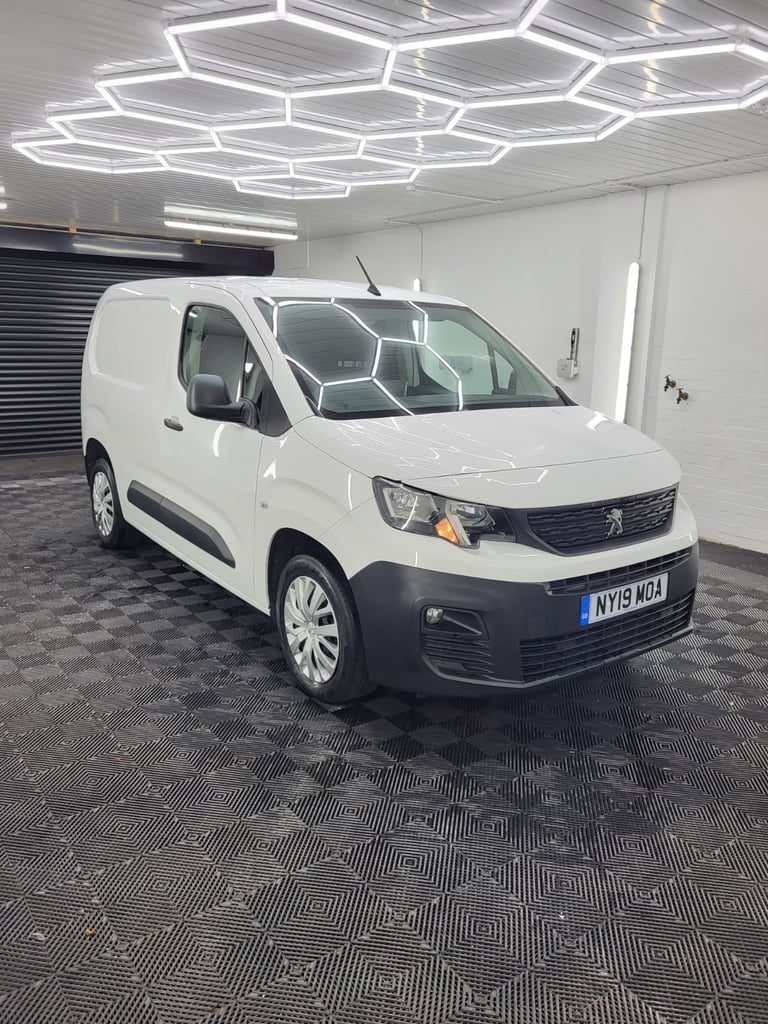 Peugeot, PARTNER, Panel Van, 2019, Manual, 1560 (cc)