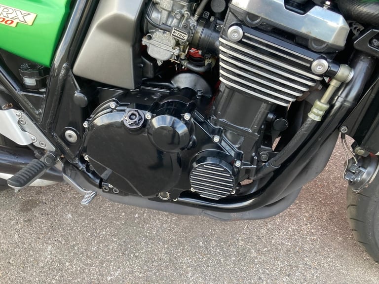 KAWASAKI ZRX1100,LAWSON COLOURS,MANY EXTRAS