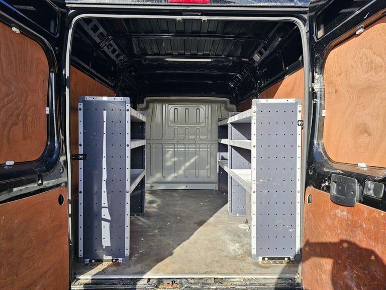 2019 Peugeot Boxer 2.0 BlueHDi 335 Professional Panel Van 5dr Diesel Manual L2 H2 Euro 6 (130  PA...