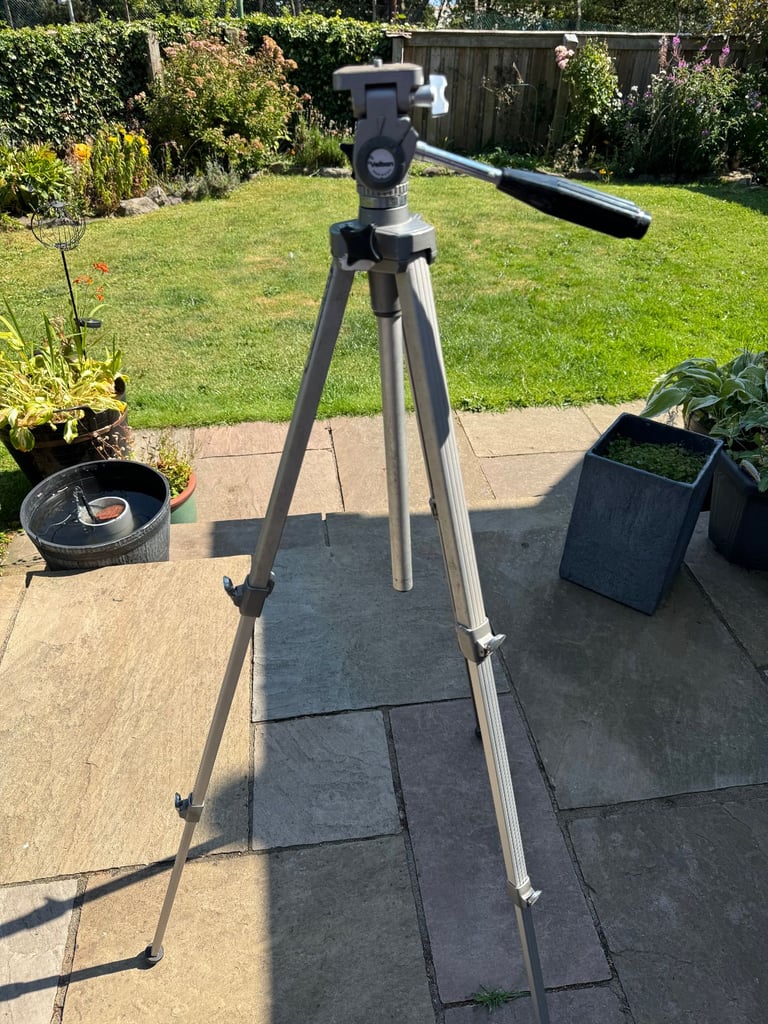 Velbon Tripod V-E3