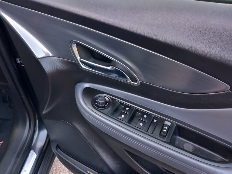 2014 Vauxhall Mokka 1.4T SE 5dr Petrol