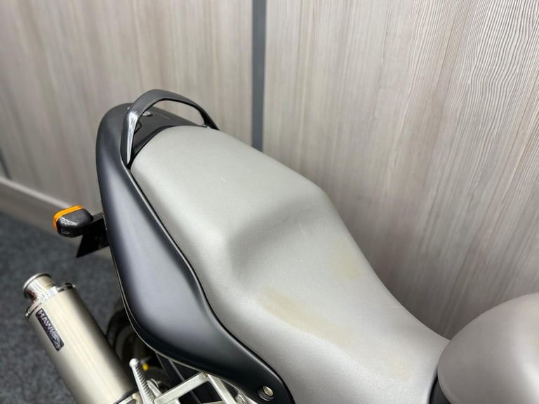 2007 07 Ducati 900 Sport - Very Nice Bike - Only 9389 Miles From New